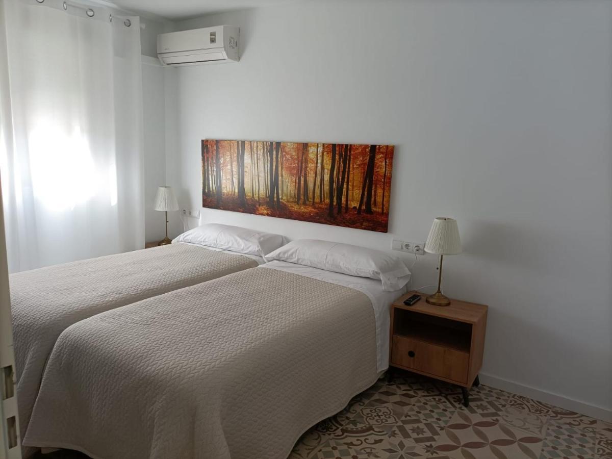 Hostal Las Encinas Вильявисьоса-де-Одон Экстерьер фото